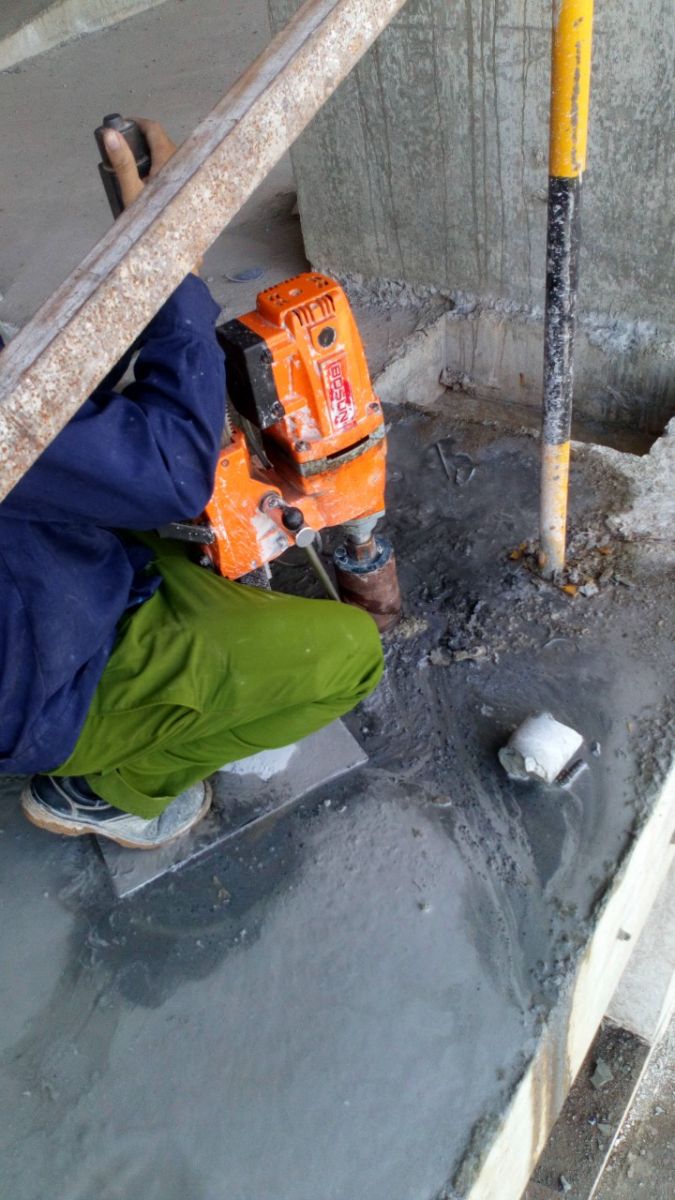 khoan rút lõi tại vsip bình dương