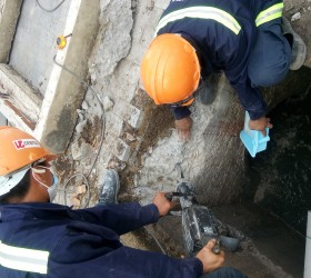 ĐỤC BÊ TÔNG HẠ THÀNH HỐ GA TẠI KCN SÓNG THẦN